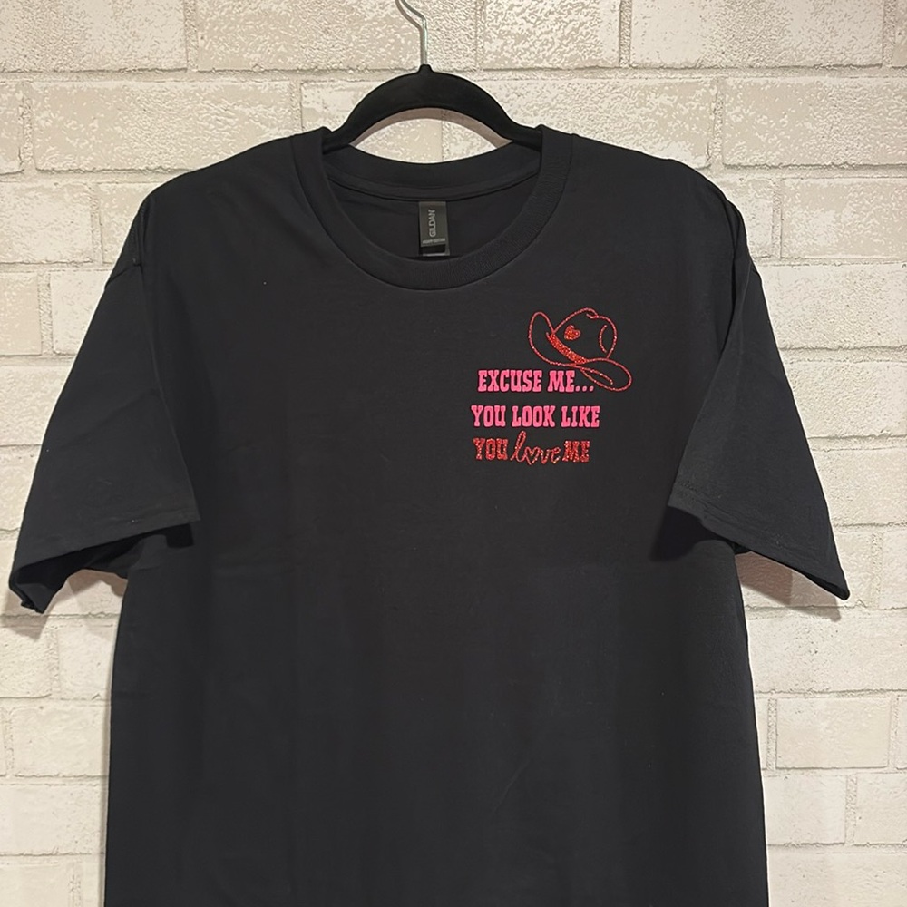 NWOT KAMP Designs Country Lyrics Love Design Tee